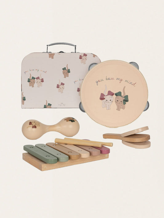 Zestaw drewnianym instrumentów