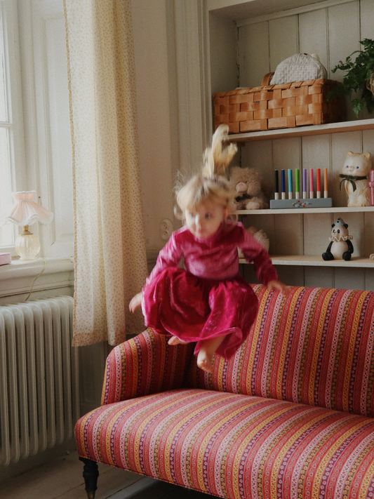 Sukienka welurowa Carlito Dress