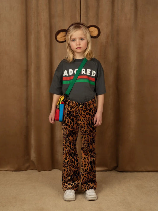 Welurowe rozszerzane spodnie w cętki lamparta