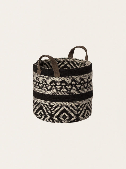 Pleciony kosz do domku dla myszek i króliczków