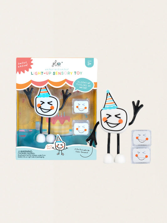 Postać + 2 kostki świecące w wodzie