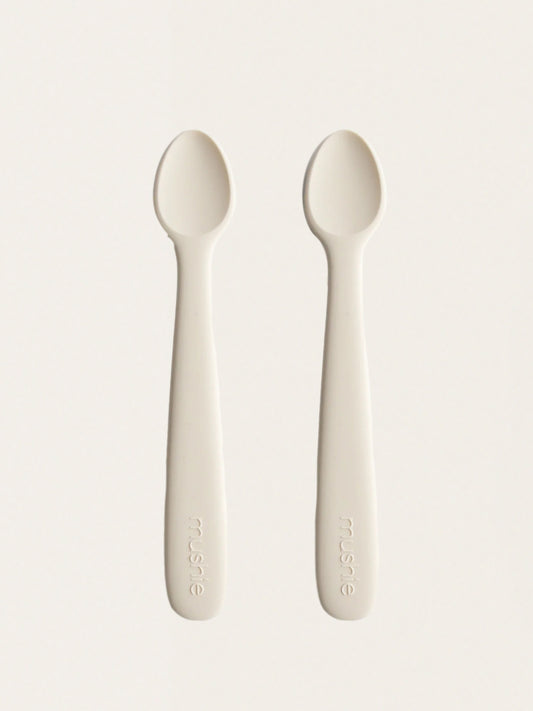 Zestaw dwóch łyżeczek do nauki samodzielnego jedzenia