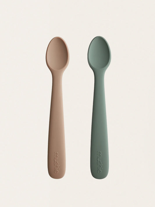 Zestaw dwóch łyżeczek do nauki samodzielnego jedzenia