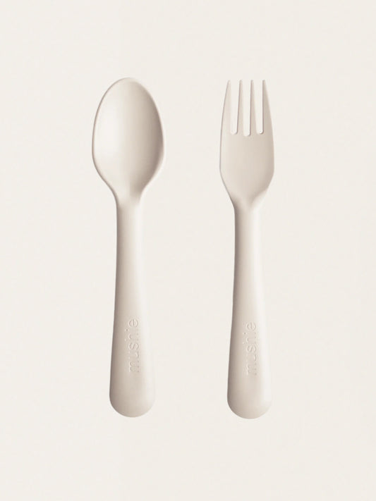 Zestaw pierwszych sztućców do nauki jedzenia