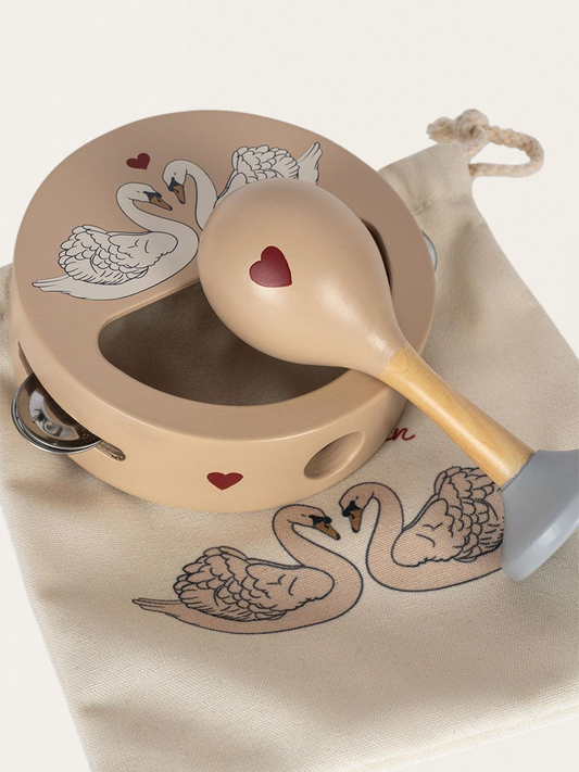 Zestaw drewnianych instrumentów w woreczku