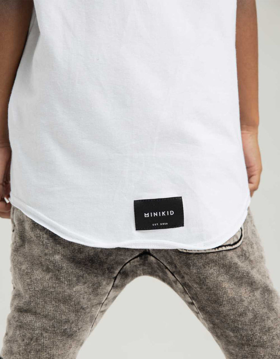 Luźny t-shirt Classics White