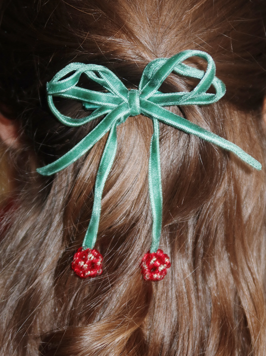Koralikowe spinki do włosów Cherry Bow Clips Smoke Pine