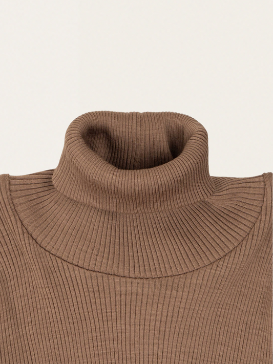 Prążkowany golfik z wełny merino Walnut