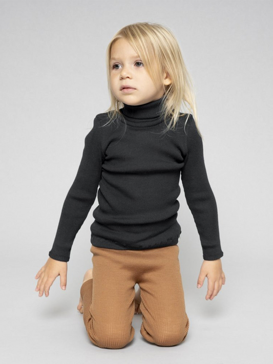 Prążkowany golfik z wełny merino Black