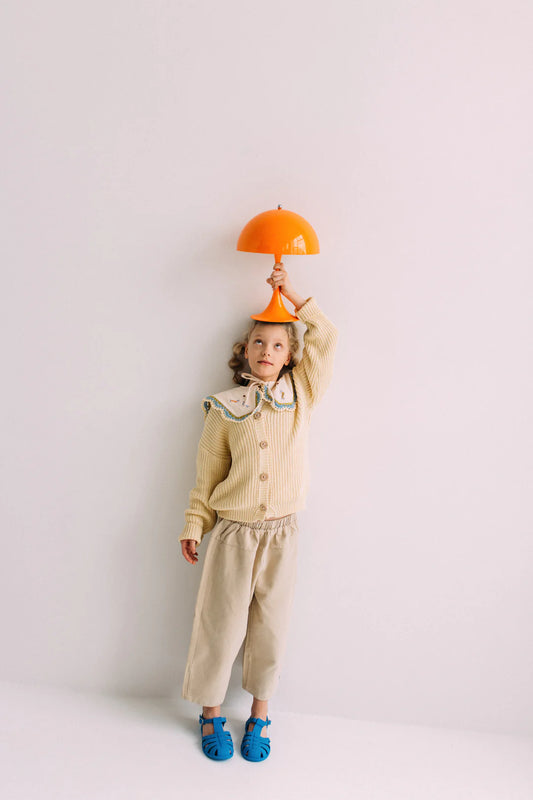 Haftowany kołnierzyk dziecięcy