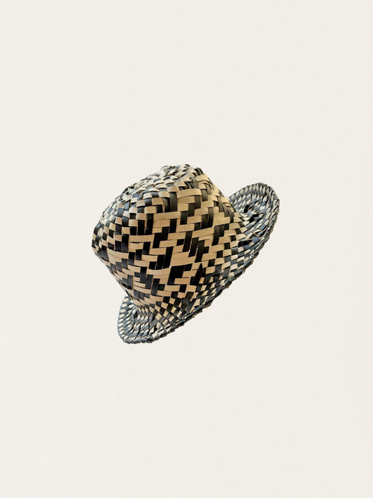 Słomkowy kapelusz dla lalki Minikane Pablo noir