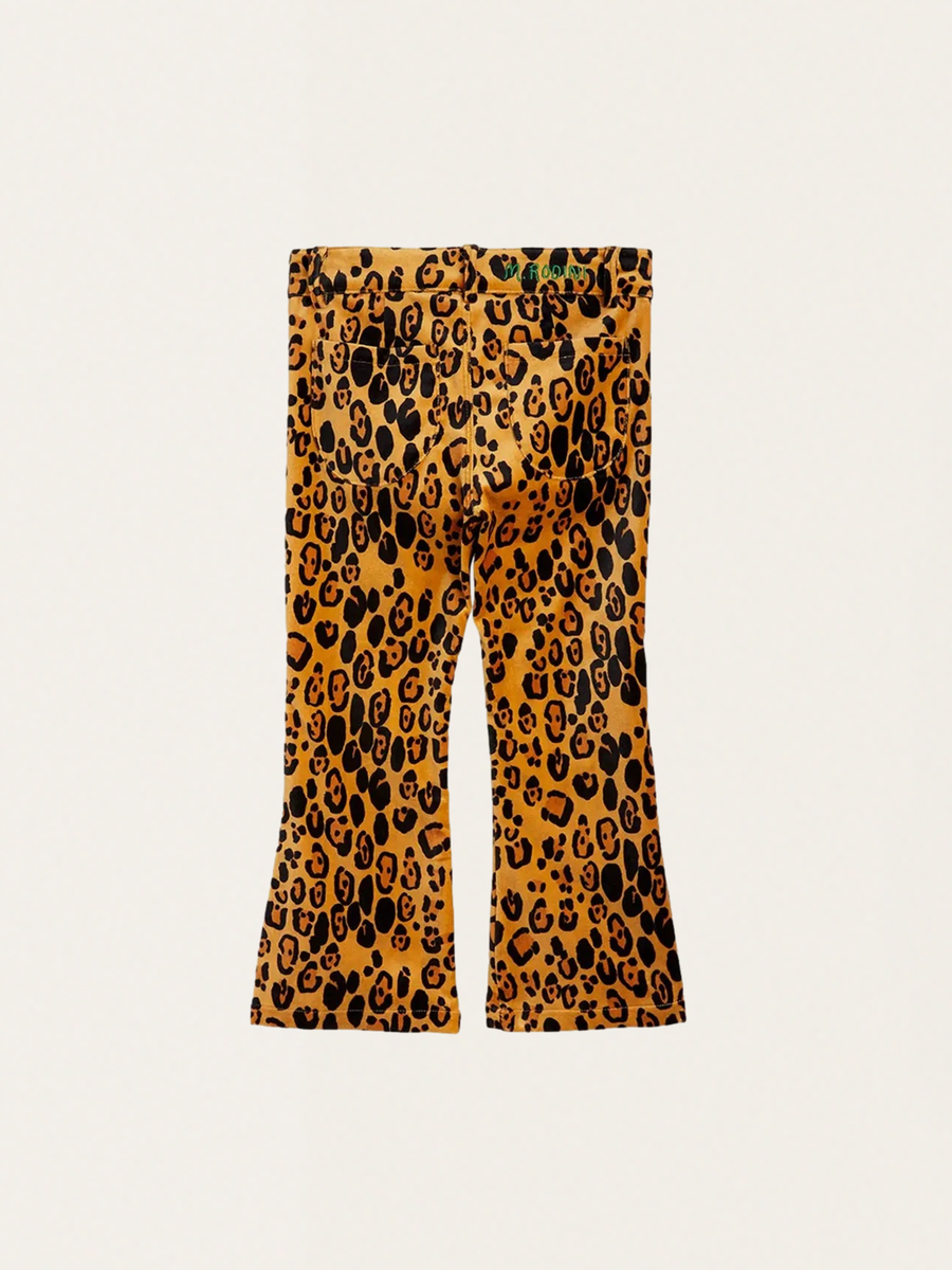 Welurowe rozszerzane spodnie w cętki lamparta