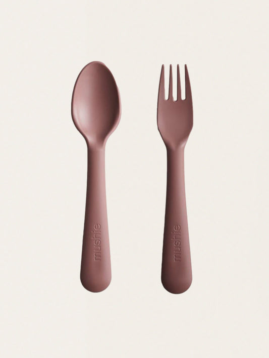 Zestaw pierwszych sztućców do nauki jedzenia