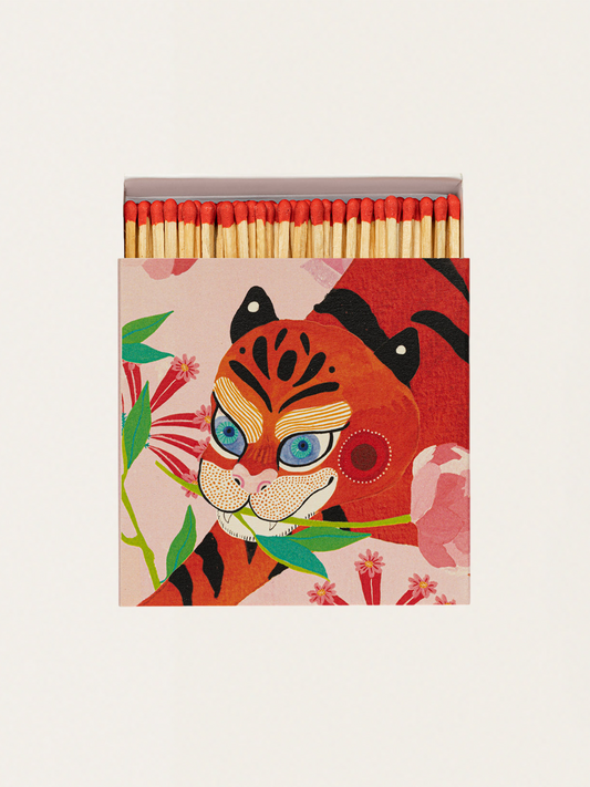 Zapałki w eleganckim pudełku vintage - Tiger with Peony