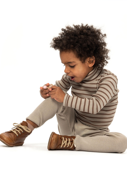 Prążkowany golfik z wełny merino Winter Fog Stripes