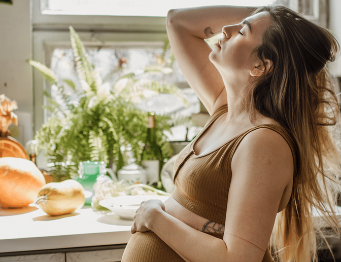 Co można jeść karmiąc piersią? Dieta matki karmiącej