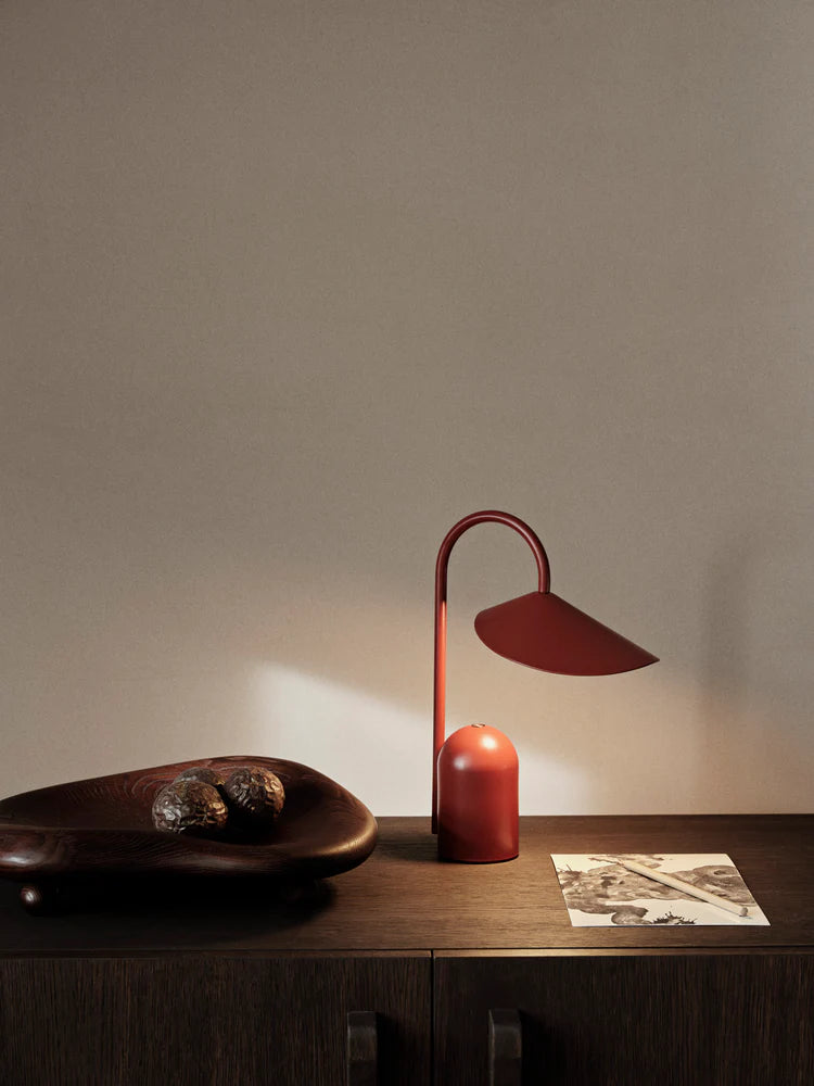 Bezprzewodowa lampka Arum Portable Lamp