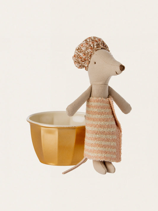 Myszka w spa - Big Sister