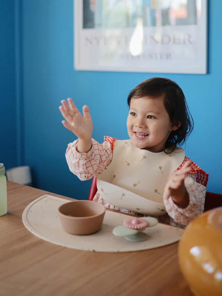 Śliniak silikonowy Kites