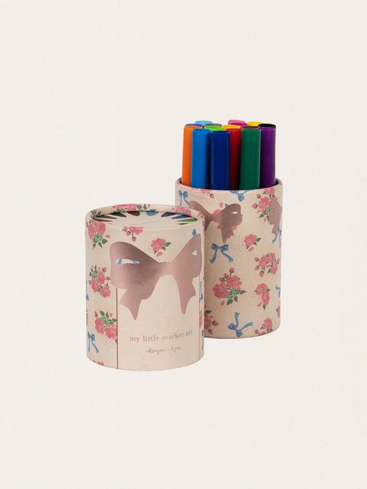 Zestaw flamastrów w ozdobnym pudełku