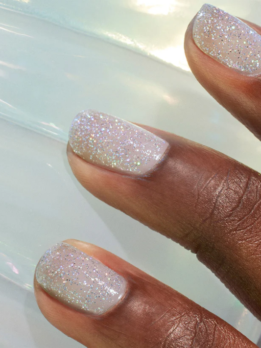 Lakier do paznokci na bazie naturalnych składników