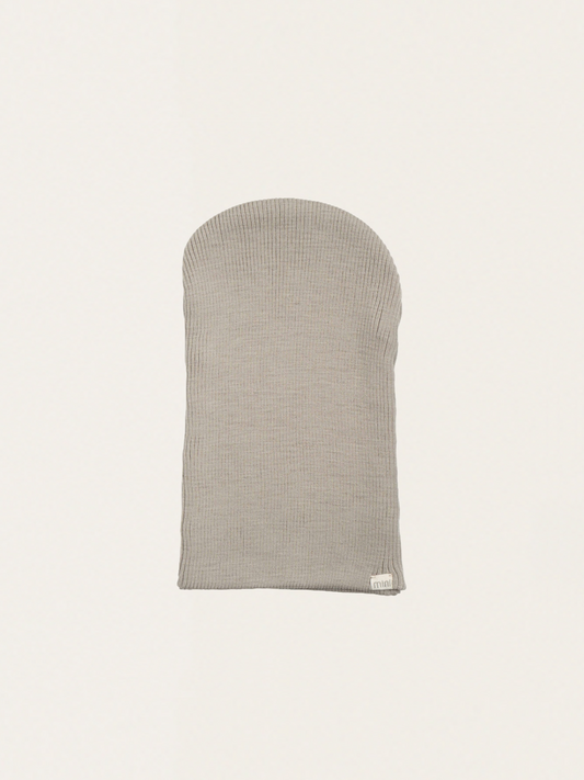 Dopasowana czapka z wełny merino Andersen