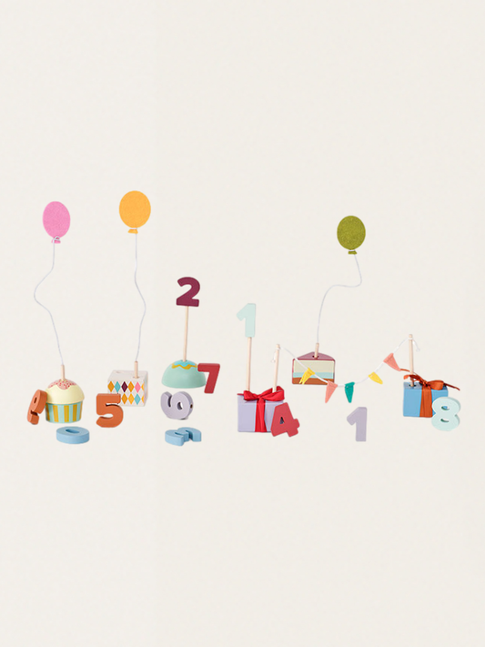 Drewniane dekoracje urodzinowe