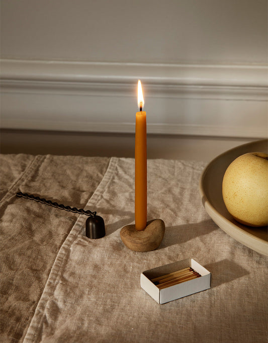 Ceramiczny świecznik z akcesoriami