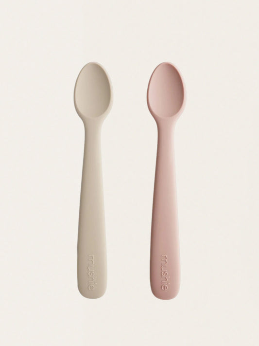 Zestaw dwóch łyżeczek do nauki samodzielnego jedzenia