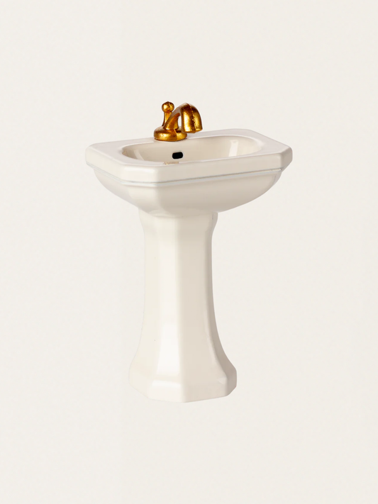 Umywalka łazienkowa do domku myszek