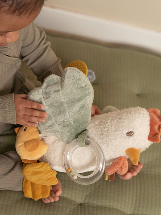 Przytulanka aktywizująca Kura Little Farm