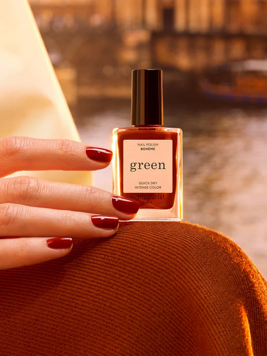 Lakier do paznokci na bazie naturalnych składników