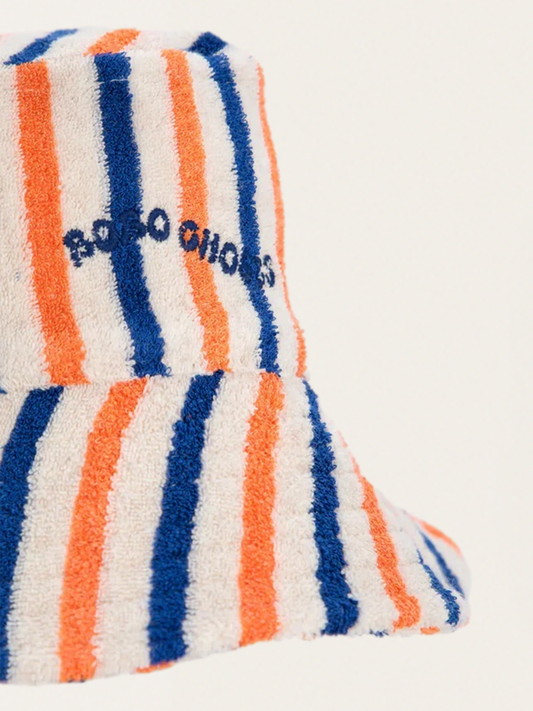 Kapelusz Baby typu bucket z miękkiej frotte B.C. Stripes