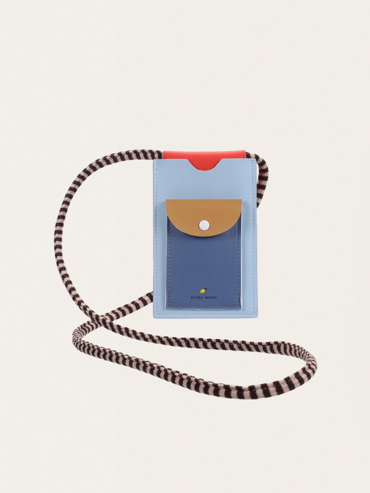 Etui na telefon Wonders zissou blue + blue whale