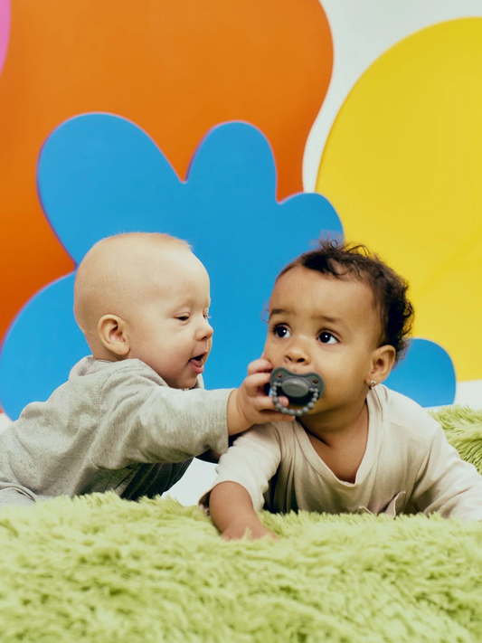 Smoczek pozycjonujący Luu Kids
