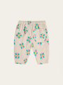 Bawełniane pikowane spodnie Baby Kaleidoscope all over