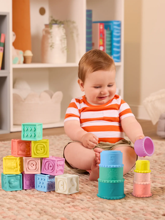 Stackin’ Squishies – miękkie kubeczki i klocki sensoryczne 2w1