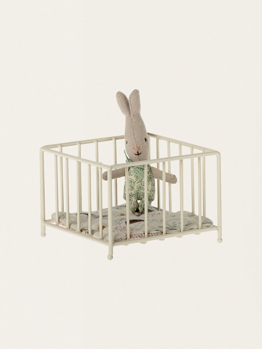 Łóżeczko dla myszek i króliczków grey