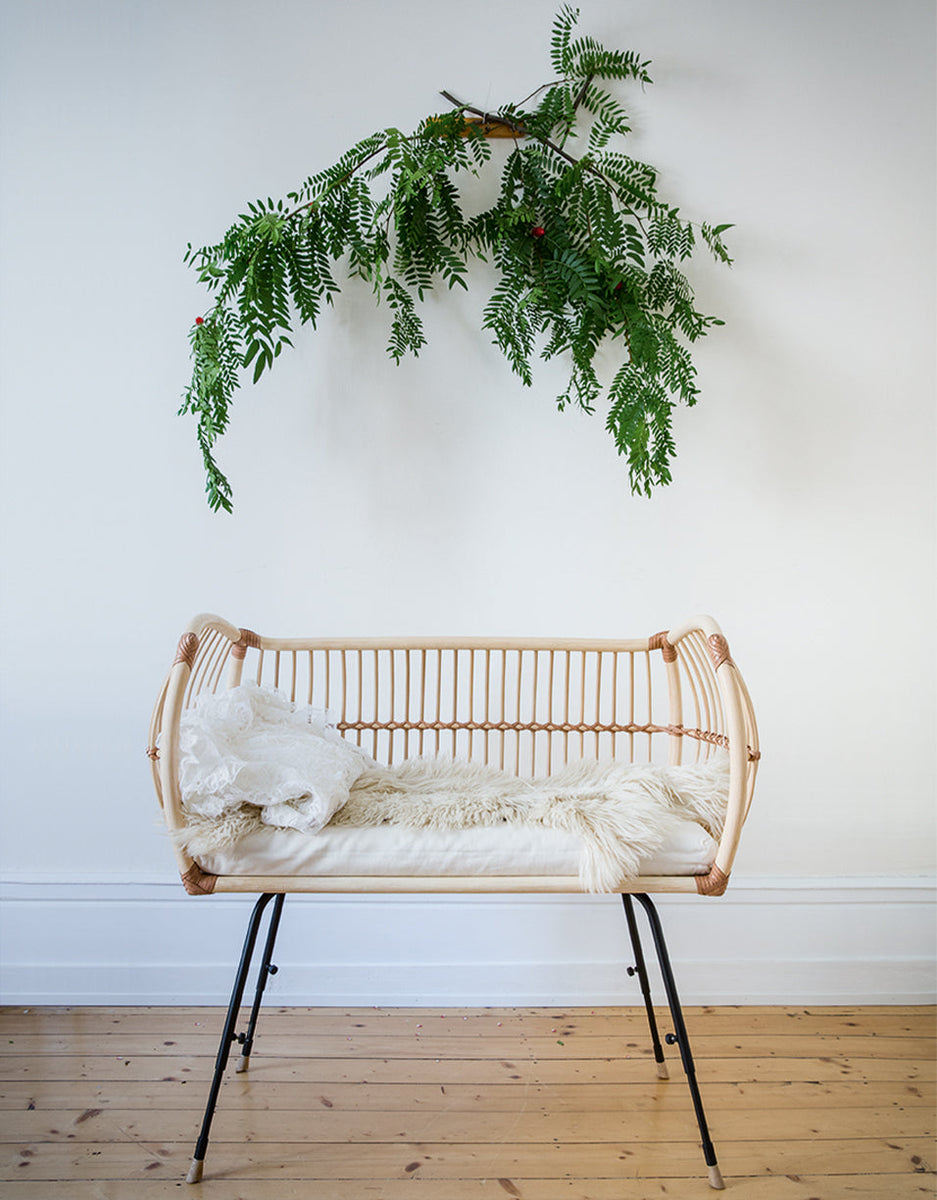 Łóżeczko niemowlęce z funkcją dostawki MARTHA – Kokosek