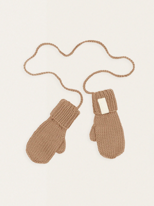Handschuhe an einer Schnur - Merino-Fäustlinge Toffee