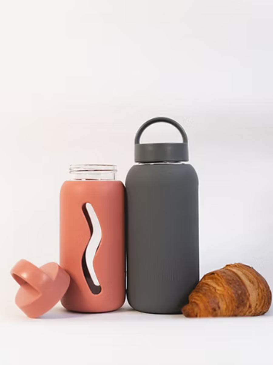 Szklana butelka do monitorowania nawodnienia 500 ml