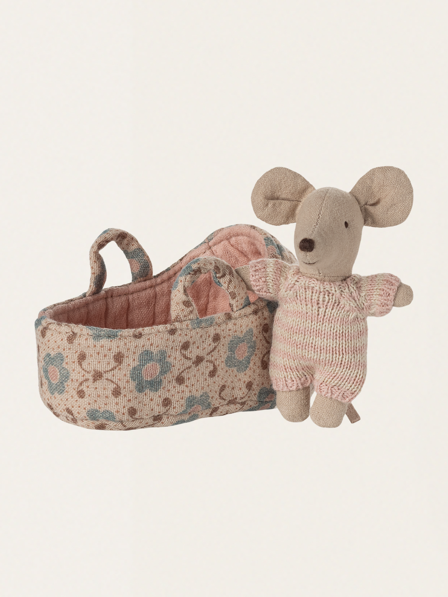 Myszka Baby Mouse w łóżeczku Rose