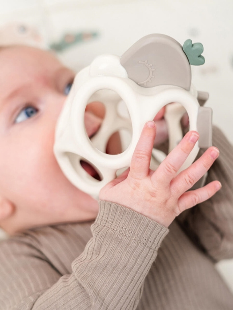 Gryzak - zabawka owieczka