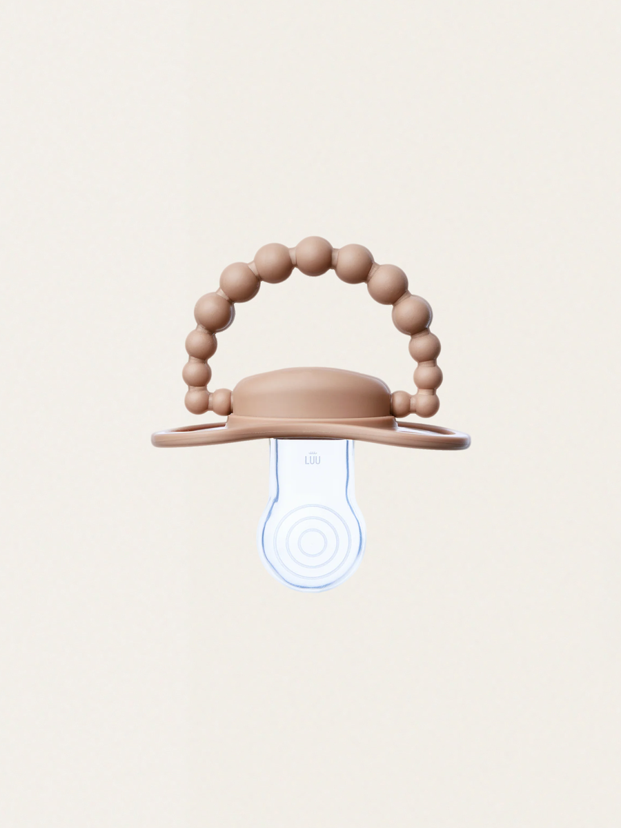 Smoczek pozycjonujący Luu Kids Milk Hazelnut
