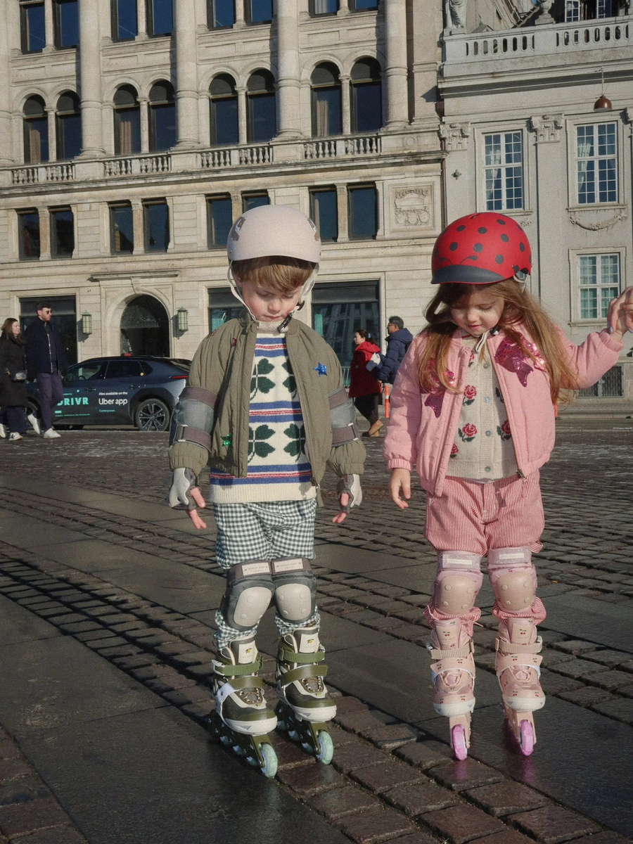 Rolki ze świecącymi kółkami Cherry Blush