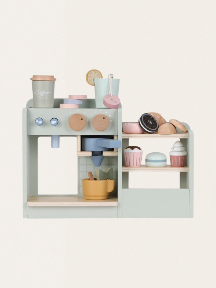 Drewniana kawiarenka