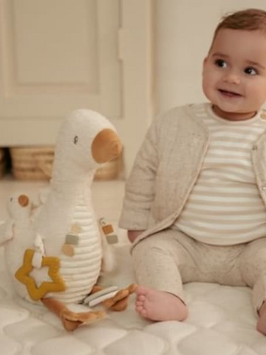 Przytulanka aktywizująca Gąska Newborn Naturals