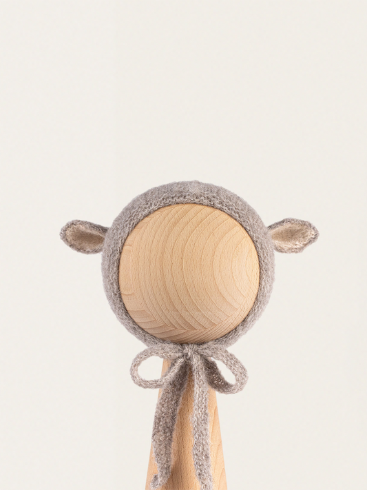 Bonetka z alpaki i jedwabiu Fairy Hat light grey