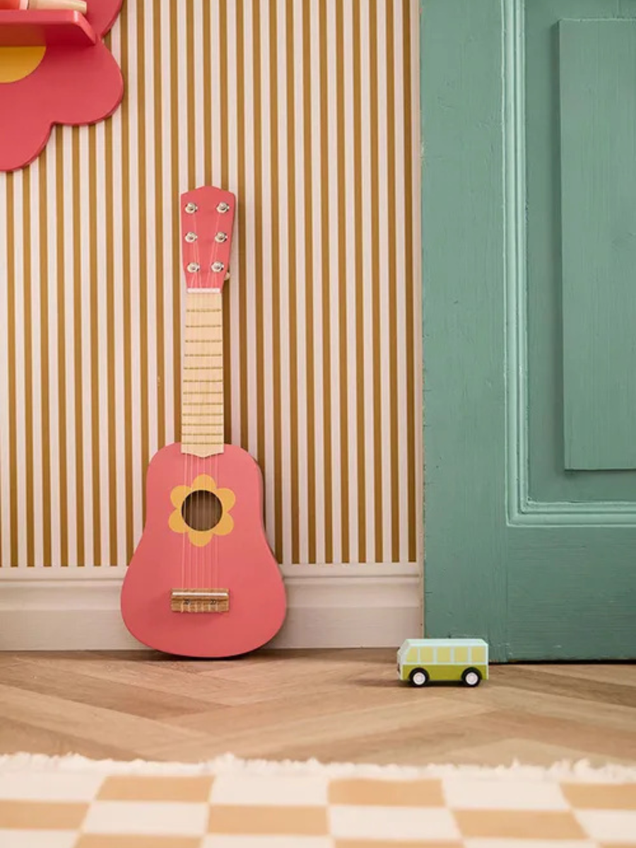 Drewniana gitara Flower Pink