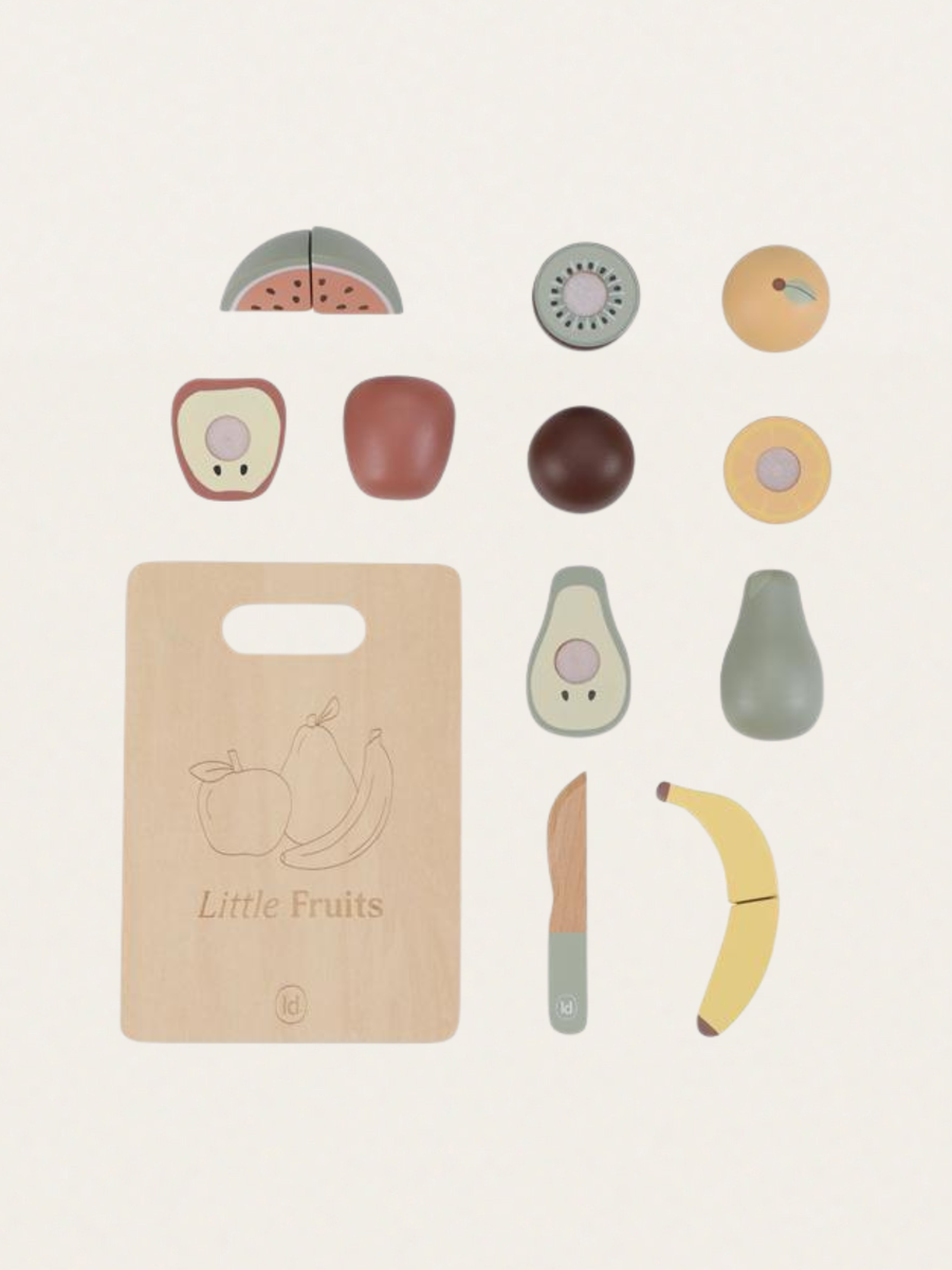 Deska do krojenia z owocami